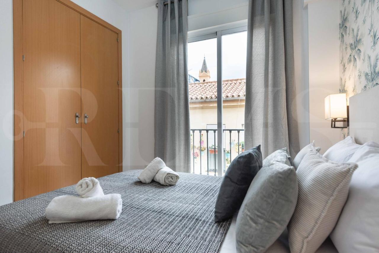 Lovely Duplex With Private Parking Near City Center By Rems Malaga Exterior photo